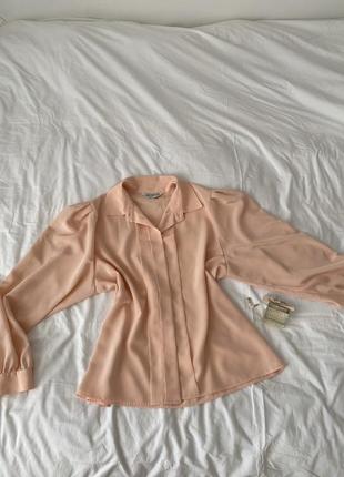 Романтичная шелковая блуза с объемными рукавами2 фото