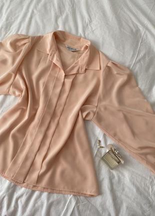 Романтичная шелковая блуза с объемными рукавами4 фото
