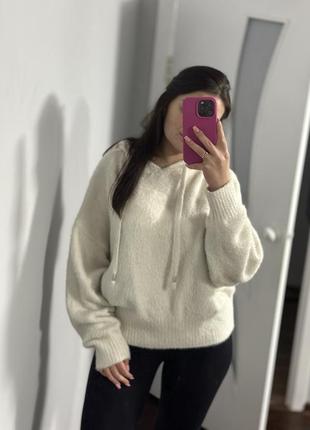 Светр з капюшоном 3