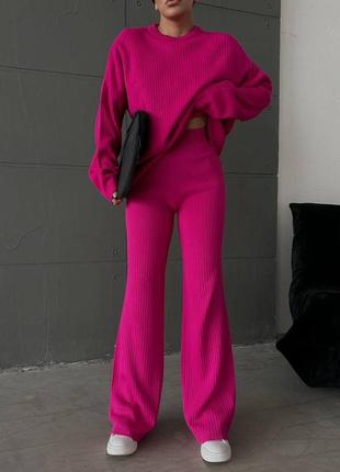Популярна модель костюмчика - светр в рубчик оверсайз та брюки палацо3 фото