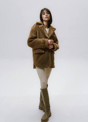 Женская стильная теплая шуба-пиджак из натурального меха стриженой овцы