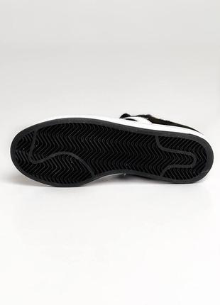 Мужские зимние кроссовки adidas campus замшевые черные с белым адидас кампус на меху (bon)3 фото