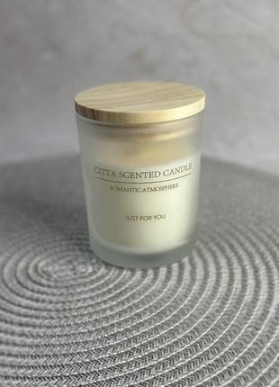 Натуральна соєва ароматична свічка citta scented candle ванільний крем 21 година горіння3 фото