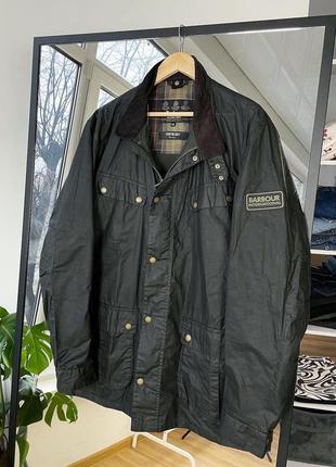 Barbour ваксована куртка