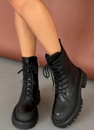 Зимові черевики чорні на шнурівках зима8 фото