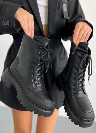 Зимові черевики чорні на шнурівках зима7 фото