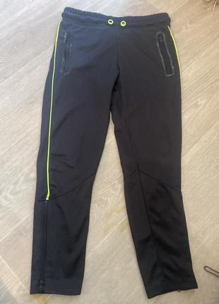 Спортивные штаны