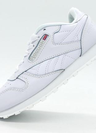 Жіночі reebok classic leather білі (рібок класик шкіра) 36. розміри в наявності: 36, 37, 38, 39.