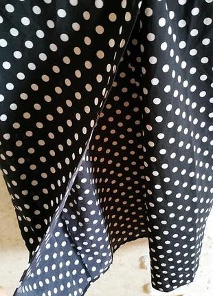 Сукня бренду boohoo. 7