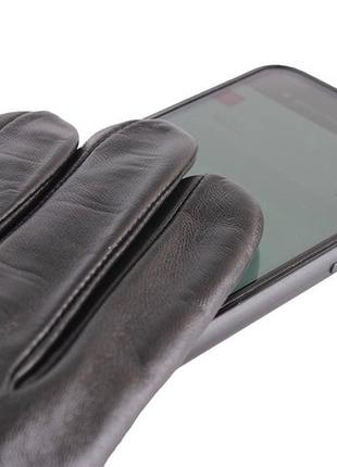 Перчатки мужские сенсорные на шерсти кожаные черные с кнопкой6 фото