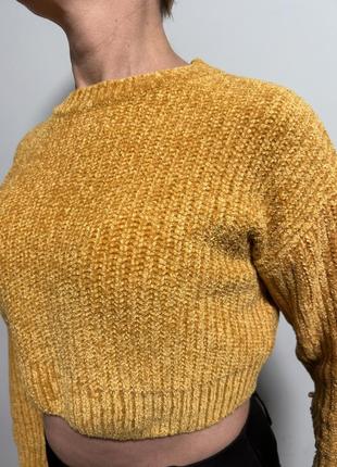 Плюшевой свитерик - кроп топ желтого цвета.7 фото
