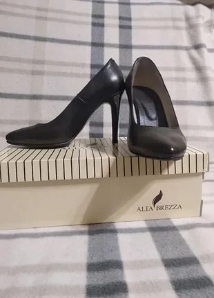 Кожаные туфли-лодочки