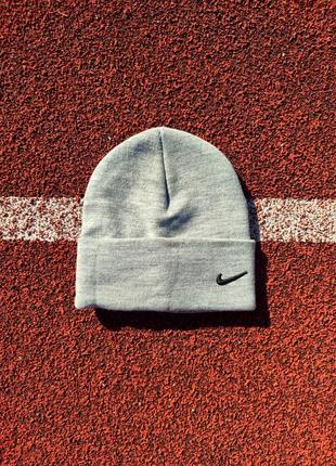 Зимова шапка nike / чоловіча шапка nike / спортивна шапка / жіноча шапка найк /футбольна шапка