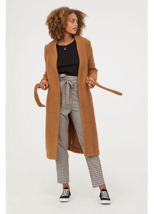 Фирменное шерстяное базовое пальто халат на запах на пояс