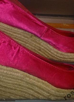 Стильні атласні босоніжки handm р40