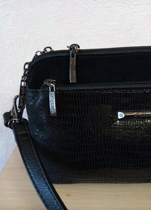 Женская сумка из искусственной кожи4 фото