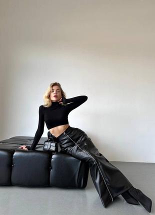 Шкіряна спідниця