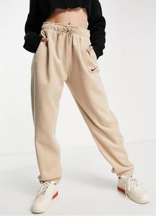 Теплые женские флисовые брюки nike l2 фото