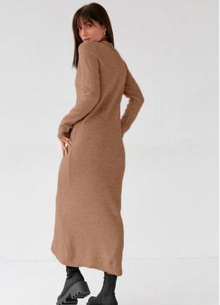 Платье миди теплое приталенного силуета воротник стойка рукав- перчатка юбка с разрезом сбоку ткань ангора рубчик плотная3 фото
