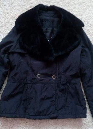 Брендовая куртка женская,размерs1 фото