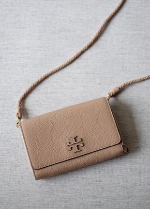 Сумочка от tory burch