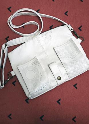 Сумка desigual планшет женская белая сумочка кросс боди рюкзак ш29x23/р1209 фото