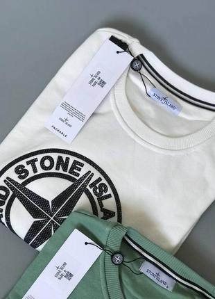 Свитшот stone island белого цвета8 фото