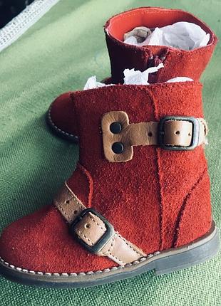 Дитячі замшеві черевички р19