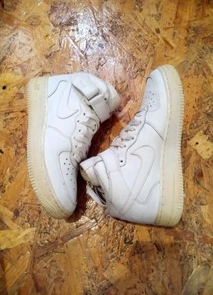 Кожаные высокие кроссовки крассовки nike force 12 фото