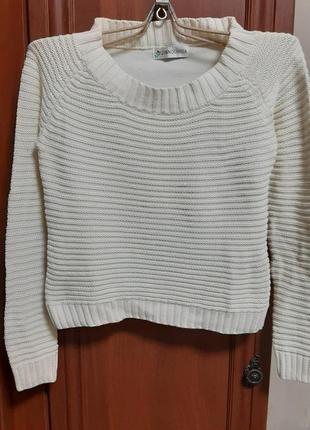 Коттоновый свитерок молочного цвета2 фото