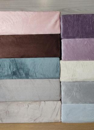 Велюрова простинь на резинці з наволочками