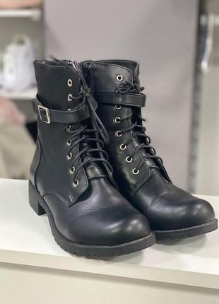 Обувь разная