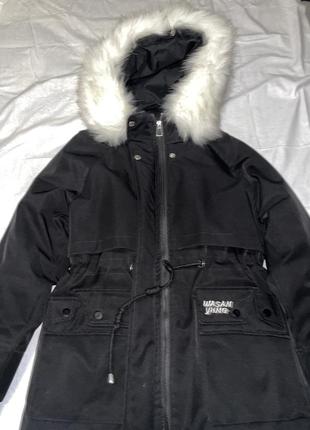 Зимняя куртка черная1 фото