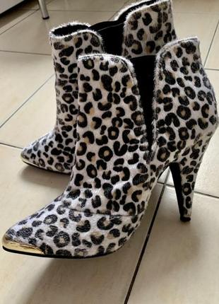 Туфли женские "леопардовые"2 фото