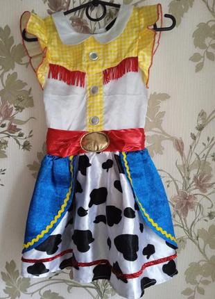 Платье карнавальное на девочку 2-3 года.