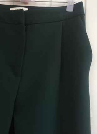 Coton укороченные изумрудные брюки хс-с7 фото