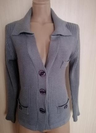 Шикарний кардиган на гудзиках р.  46