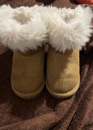 Угги для девочки1 фото