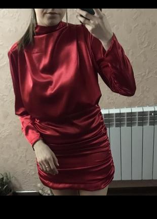 Платье красное s-m