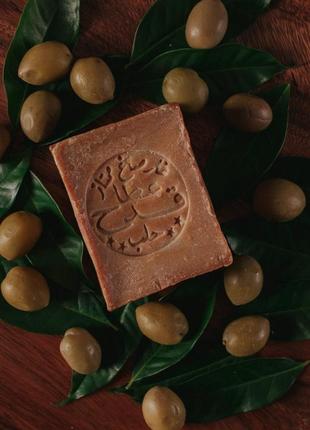 Натуральне органічне оливкове мило алеппо aleppo 200 грамів 25% лавра