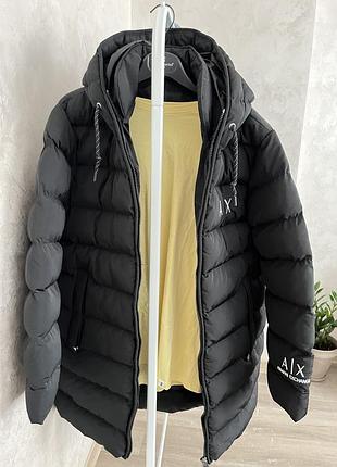 Черный мужской пуховик emporio armani