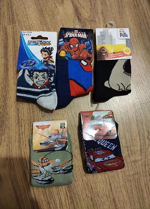 Дитячі шкарпетки для хлопчика набір р.23/26 людина павук, тачки маквін,літаки, бейблед,собака disney