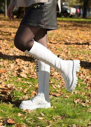 Білі жіночі шкіряні чоботи берці на шнурівці демісезонні m-372 фото
