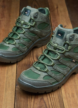 Військові  тактичні  теплі черевики берці  ботінки кросівки.  вологостійкі, водонепронекні военные