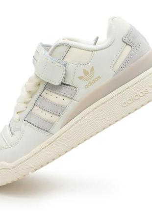 Кросівки adidas  forum 84 сірі 37. розміри в наявності: 37, 40.