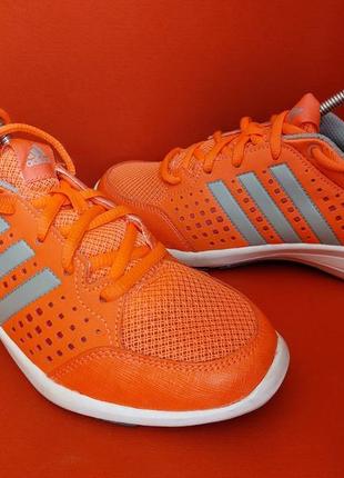Кроссовки для бега hobby adidas arianna ii по факту 35р. 22.5 см