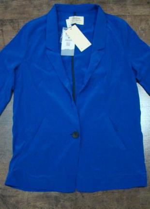 Продам новый пиджак bershka