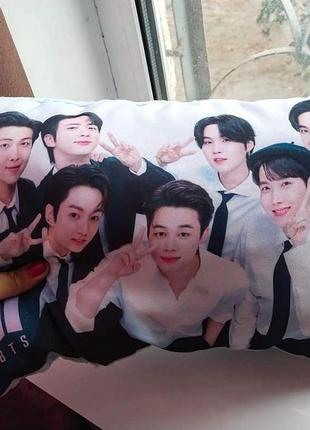 Подушка бтс