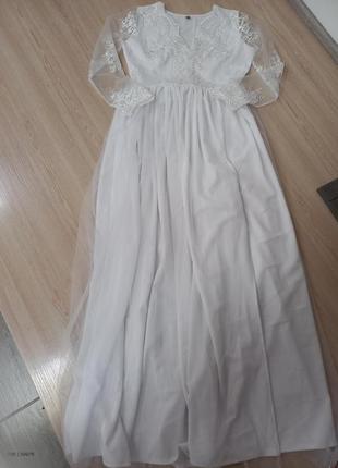 Белое роскошное платье с кружевом2 фото