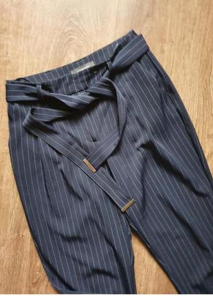 Стильные штаны брюки в полоску с поясом размер с2 фото